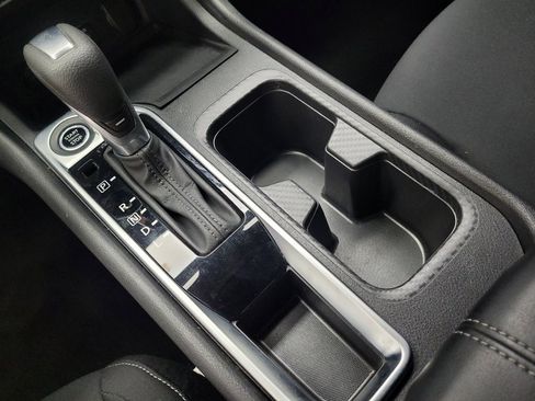 Used 2025 Nissan Sentra SV FWD image 26