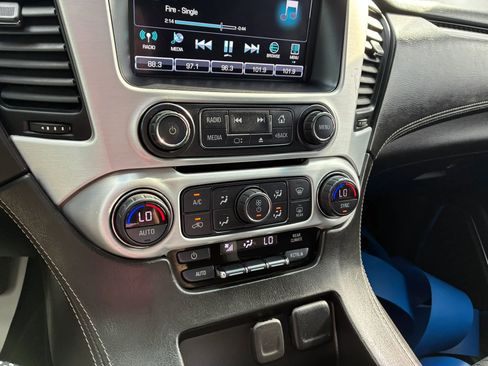 Used 2020 GMC Yukon SLE w/ SLE Value Package RWD image 12
