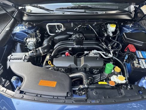Used 2019 Subaru Outback 2.5i Premium AWD/4WD image 18