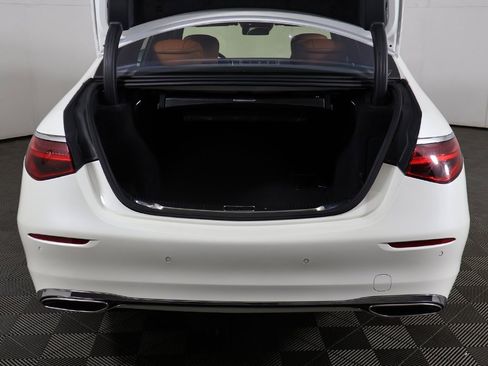Used 2023 Mercedes-Benz S 500 S 500 image 19