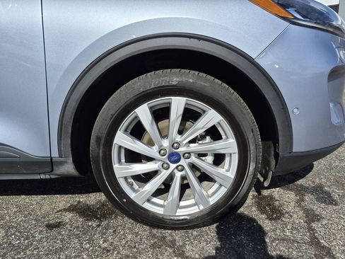 Used 2022 Ford Escape Titanium w/ Titanium Elite Package image 34