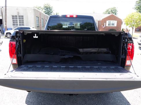 Used 2021 RAM 1500 Express w/ Wheel & Sound Group image 23