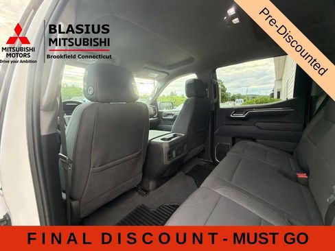 Used 2025 Chevrolet Silverado 1500 RST AWD/4WD image 43