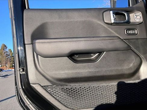 Certified 2023 Jeep Wrangler Rubicon 392 w/ Trailer Tow Package image 26