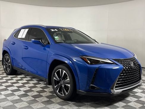 Used 2024 Lexus UX 250h FWD w/ Premium Package image 11