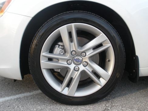 Used 2015 Volvo S60 T5 Premier image 37