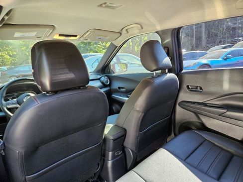 Used 2020 Nissan Kicks SR w/ SR Premium Package image 24