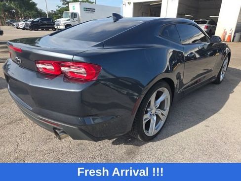 Used 2020 Chevrolet Camaro LT RWD image 6