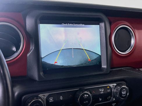 Used 2023 Jeep Wrangler Unlimited Rubicon w/ Xtreme 35 Tire Package image 13