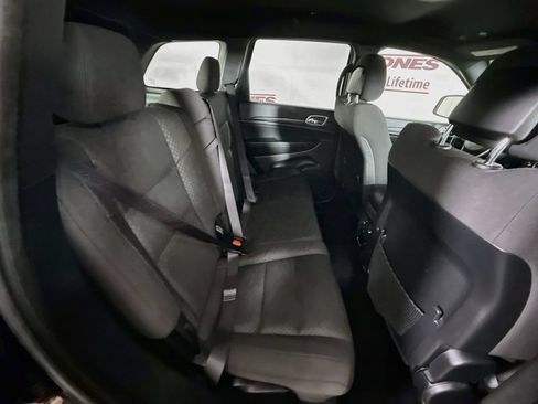 Used 2021 Jeep Grand Cherokee Laredo AWD/4WD image 28