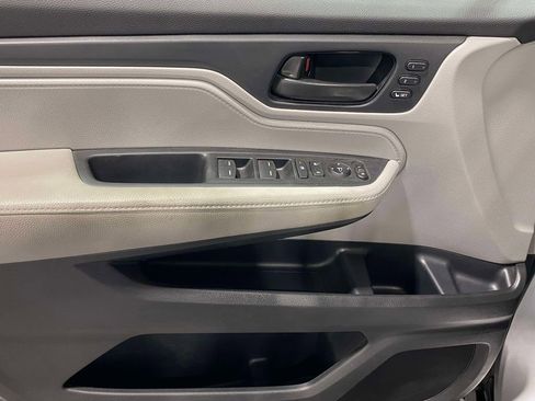 Used 2024 Honda Odyssey EX-L image 18