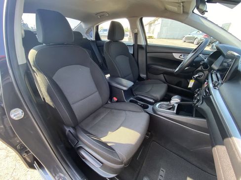 Used 2022 Kia Forte Sedan FWD image 23
