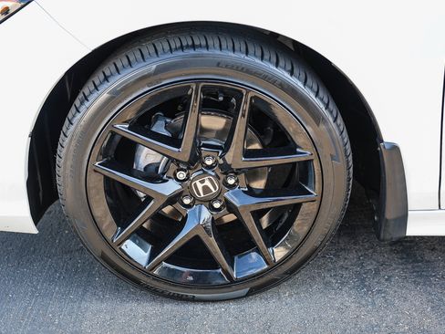 Certified 2024 Honda Civic Sport image 27