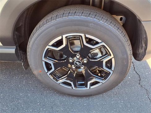 New 2025 Ford Bronco Sport Outer Banks w/ Outer Banks Tech Package+ image 5