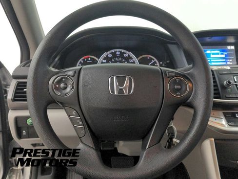 Used 2013 Honda Accord LX image 16
