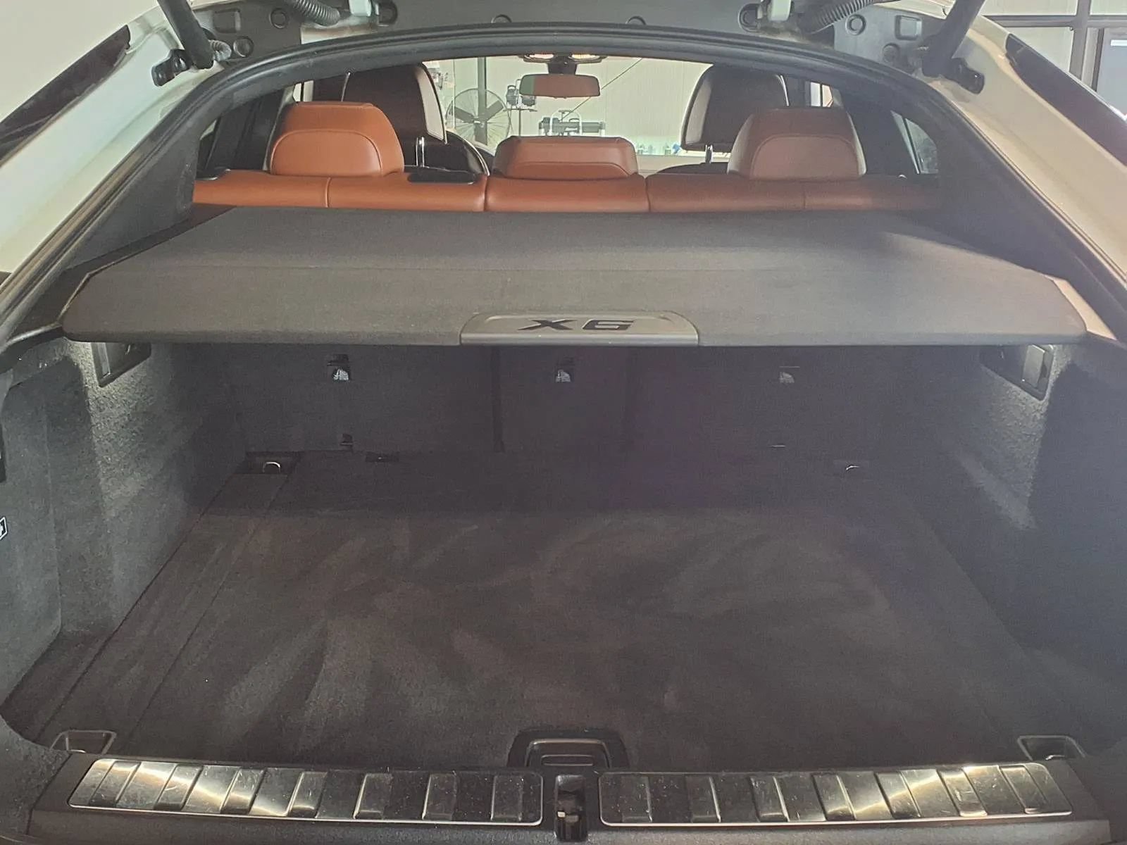 Used 2022 BMW X6 M50i w/ Executive Package AWD/4WD image 7
