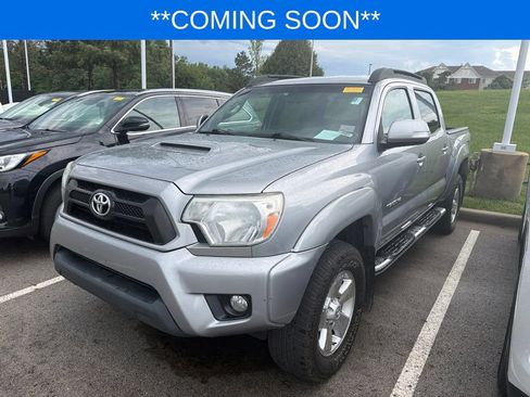 Used 2015 Toyota Tacoma 4x4 Double Cab w/ TRD Sport Package image 1