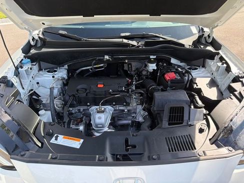 Used 2023 Honda HR-V Sport image 14