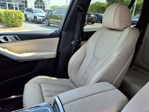 Used 2021 BMW X5 xDrive40i w/ Convenience Package AWD/4WD image 21