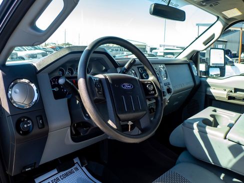 Used 2016 Ford F250 XLT w/ XLT Value Package image 10