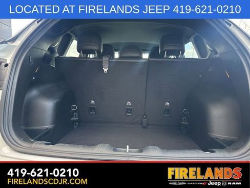 Used 2024 Jeep Compass Limited image 11