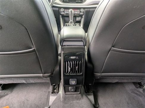 Used 2022 Jeep Compass Latitude image 29