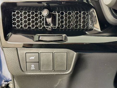 Used 2024 Honda CR-V EX-L image 13