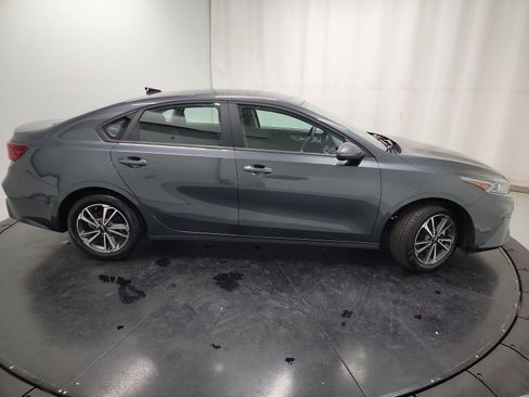 Used 2024 Kia Forte LXS w/ LXS Technology Package image 11