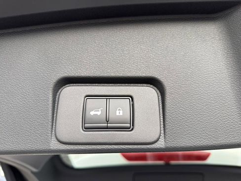 New 2026 Nissan Rogue Platinum w/ Platinum Premium Package image 16