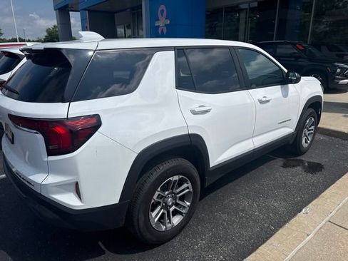 Used 2026 GMC Terrain Elevation AWD/4WD image 3