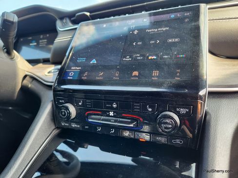 Used 2024 Jeep Grand Cherokee L Limited w/ Black Appearance Package AWD/4WD image 40