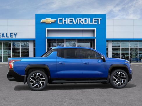 New 2025 Chevrolet Silverado EV RST image 48