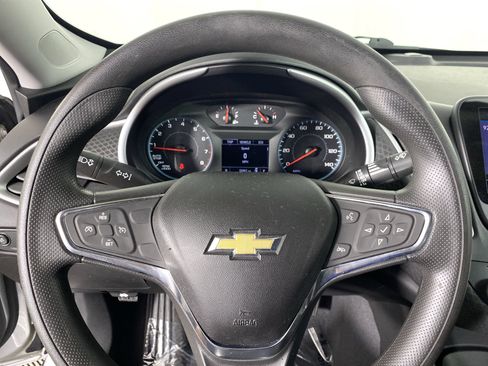 Used 2019 Chevrolet Malibu LS FWD image 19