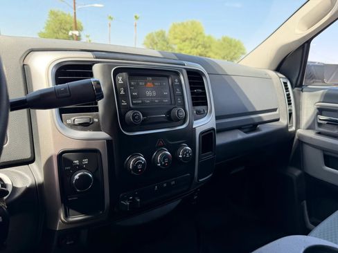 Used 2017 RAM 2500 SLT AWD/4WD image 21