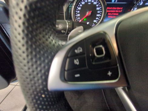 Used 2018 Mercedes-Benz E 400 Coupe image 13