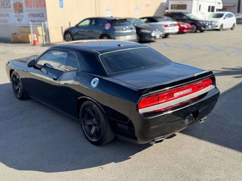 Used 2012 Dodge Challenger R/T Plus RWD image 10