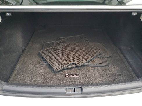 Used 2020 Volkswagen Passat 2.0T R-Line image 8