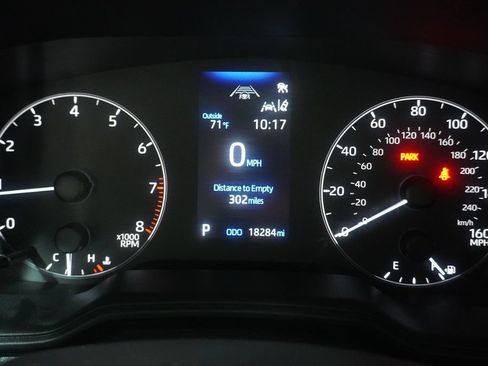 Used 2024 Toyota Corolla LE FWD image 22