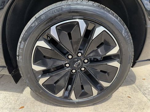 Used 2025 Chevrolet Blazer EV RS image 46