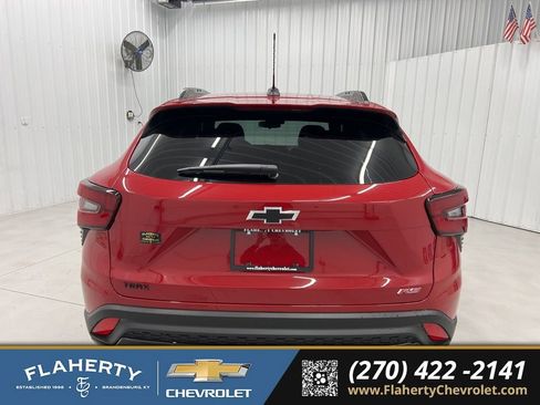 New 2026 Chevrolet Trax RS w/ Driver Confidence Package image 4