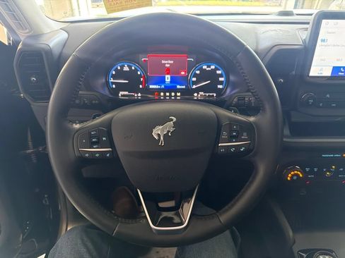 Used 2023 Ford Bronco Sport Badlands AWD/4WD image 7