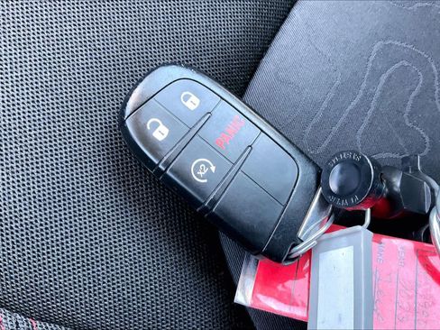 Used 2023 Jeep Renegade Trailhawk AWD/4WD image 14