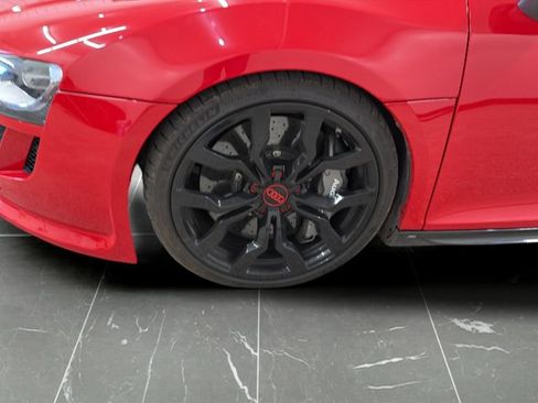 Used 2011 Audi R8 V10 AWD/4WD image 24