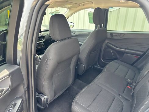 Used 2025 Ford Escape Active AWD/4WD image 25