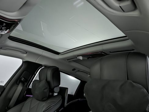 Used 2023 Mercedes-Benz Maybach S 680 4MATIC image 24