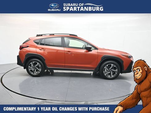 Used 2025 Subaru Crosstrek 2.5i Premium AWD/4WD image 9