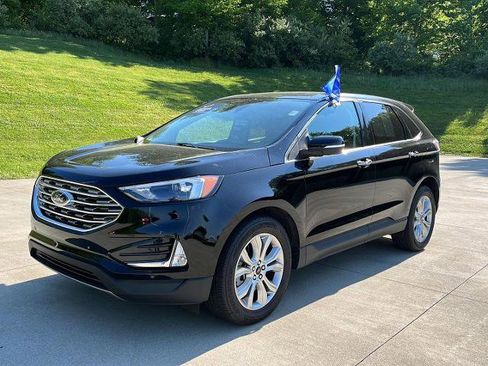 Certified 2024 Ford Edge Titanium AWD/4WD image 1