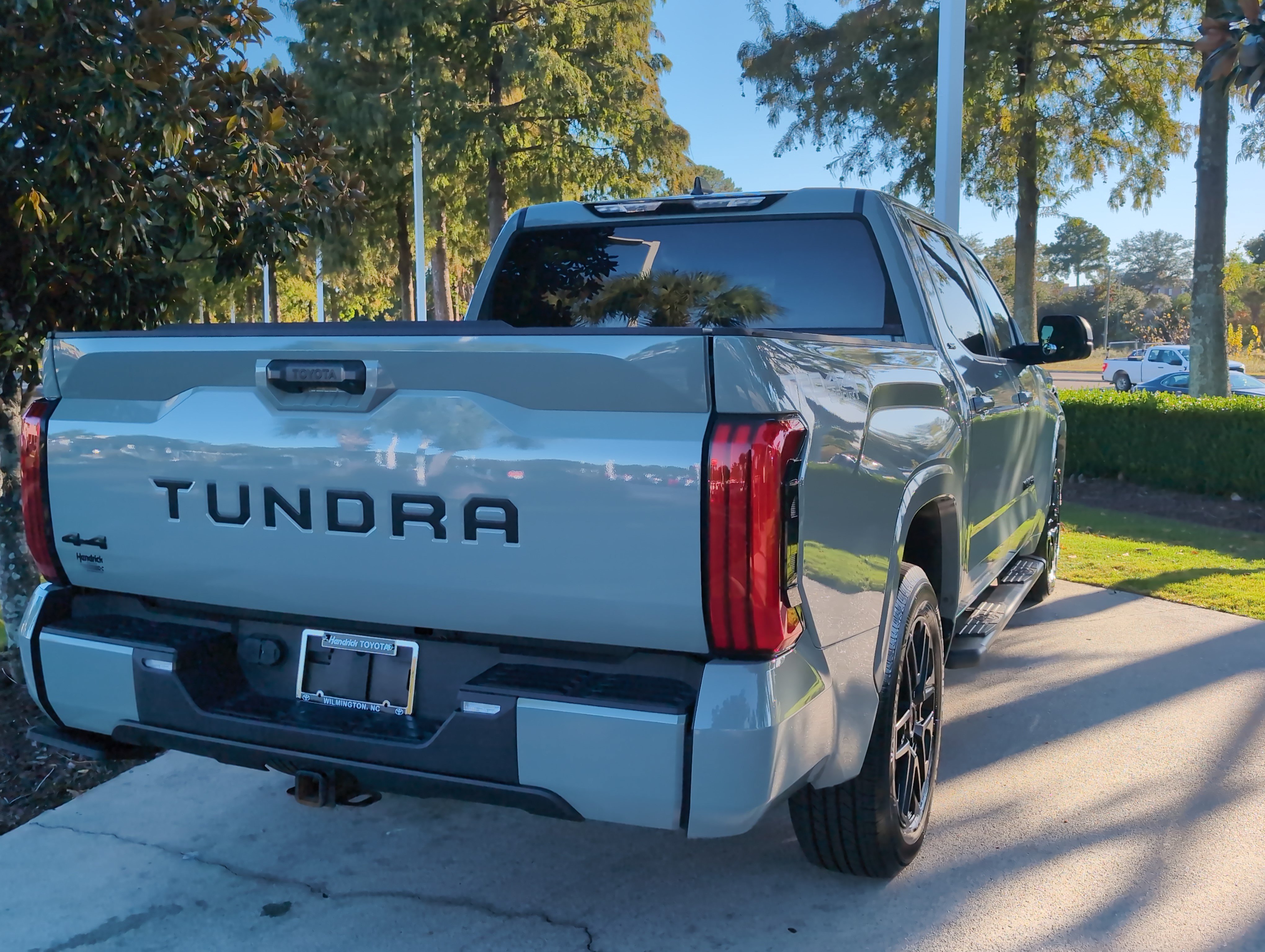 Used 2024 Toyota Tundra SR5 w/ TRD Sport Package AWD/4WD image 10