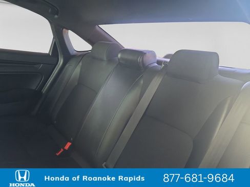 Used 2024 Honda Civic Sport image 16