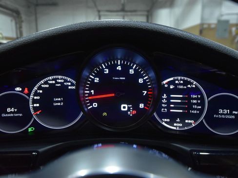 Used 2018 Porsche Panamera 4S AWD/4WD image 21